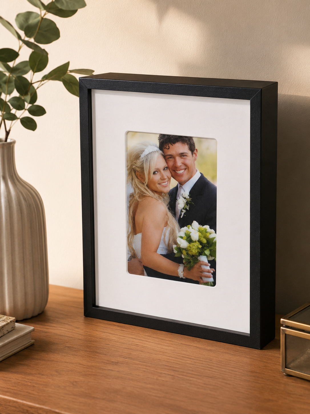 Photo frame diversion safe with concealed storage compartment for valuables